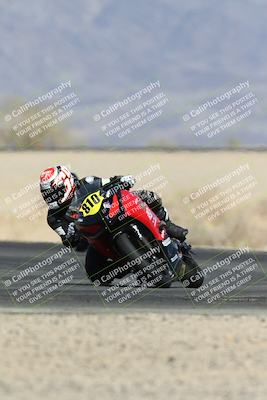 media/Apr-19-2025-CVMA (Sat) [[586b59ad56]]/Race 14-500-350 Supersport/